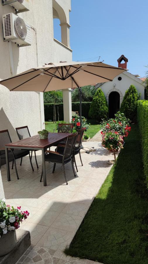 Apartment "Andrea" Split Exterior photo