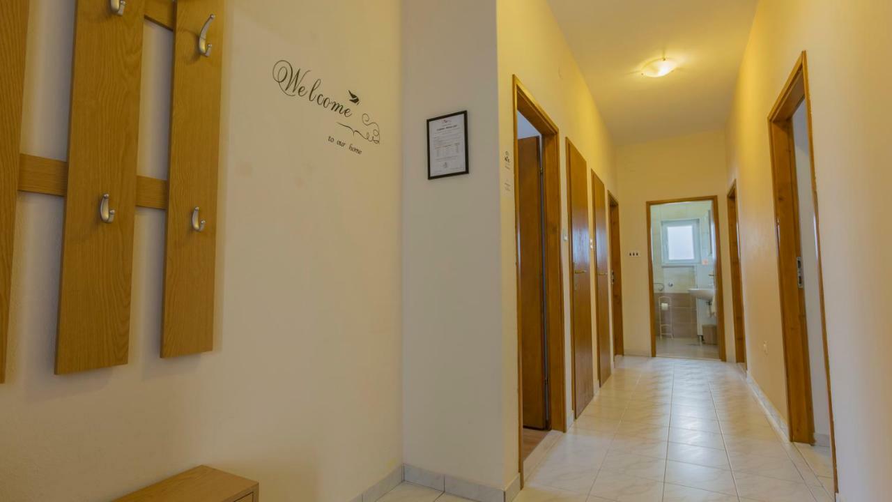 Apartment "Andrea" Split Exterior photo